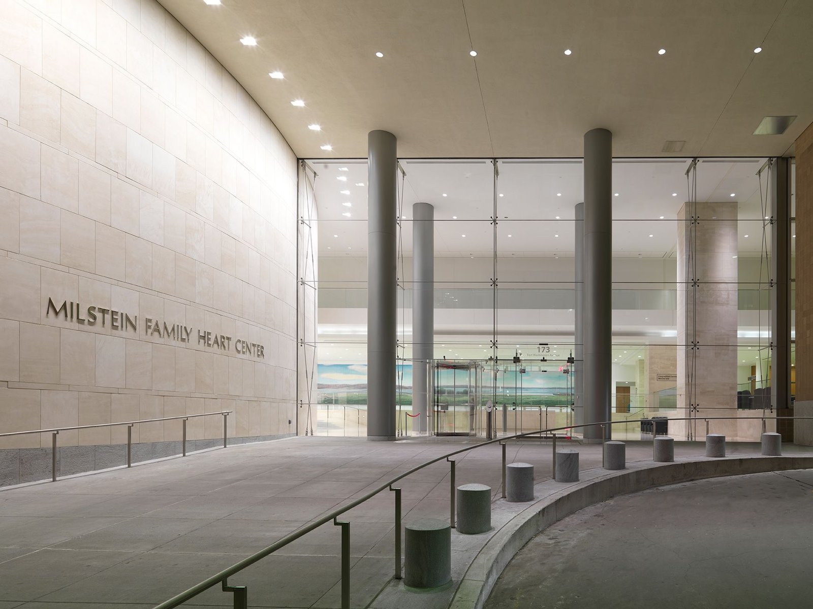 NYPH-Milstein-Heart-Pavilion-Entrance-Photo-21